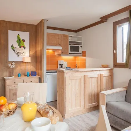 אתר נופש Les Chalets De Solaise S2/3p Val-dʼIsère